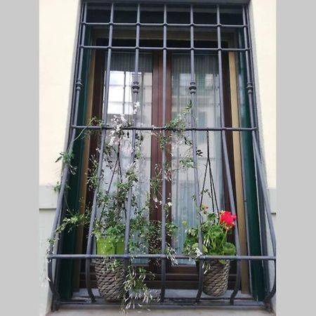 Flower Garden Apartment Vicino Al Centro فلورنس المظهر الخارجي الصورة